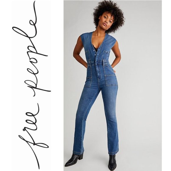 FREE PEOPLE Crvy Hyde Park Flare Leg JUMPSUIT Size 6 S Blue Stretch Denim NEW - Picture 1 of 9